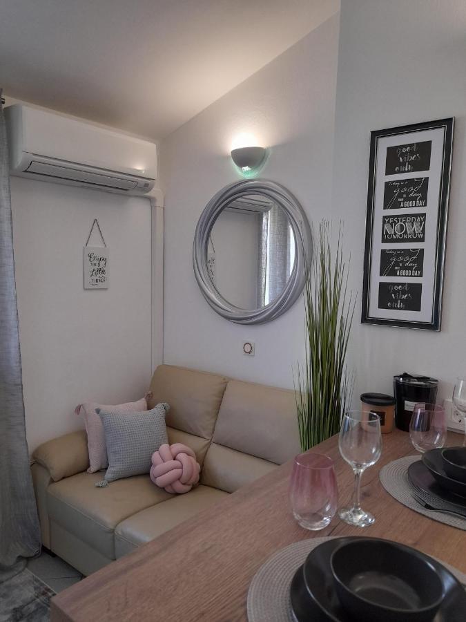 Apartments M Gregor Ideal For Relaxing Holidays Baška Esterno foto