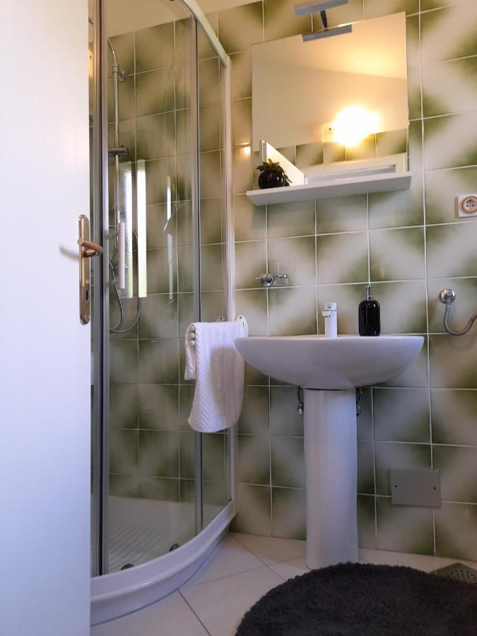 Apartments M Gregor Ideal For Relaxing Holidays Baška Esterno foto
